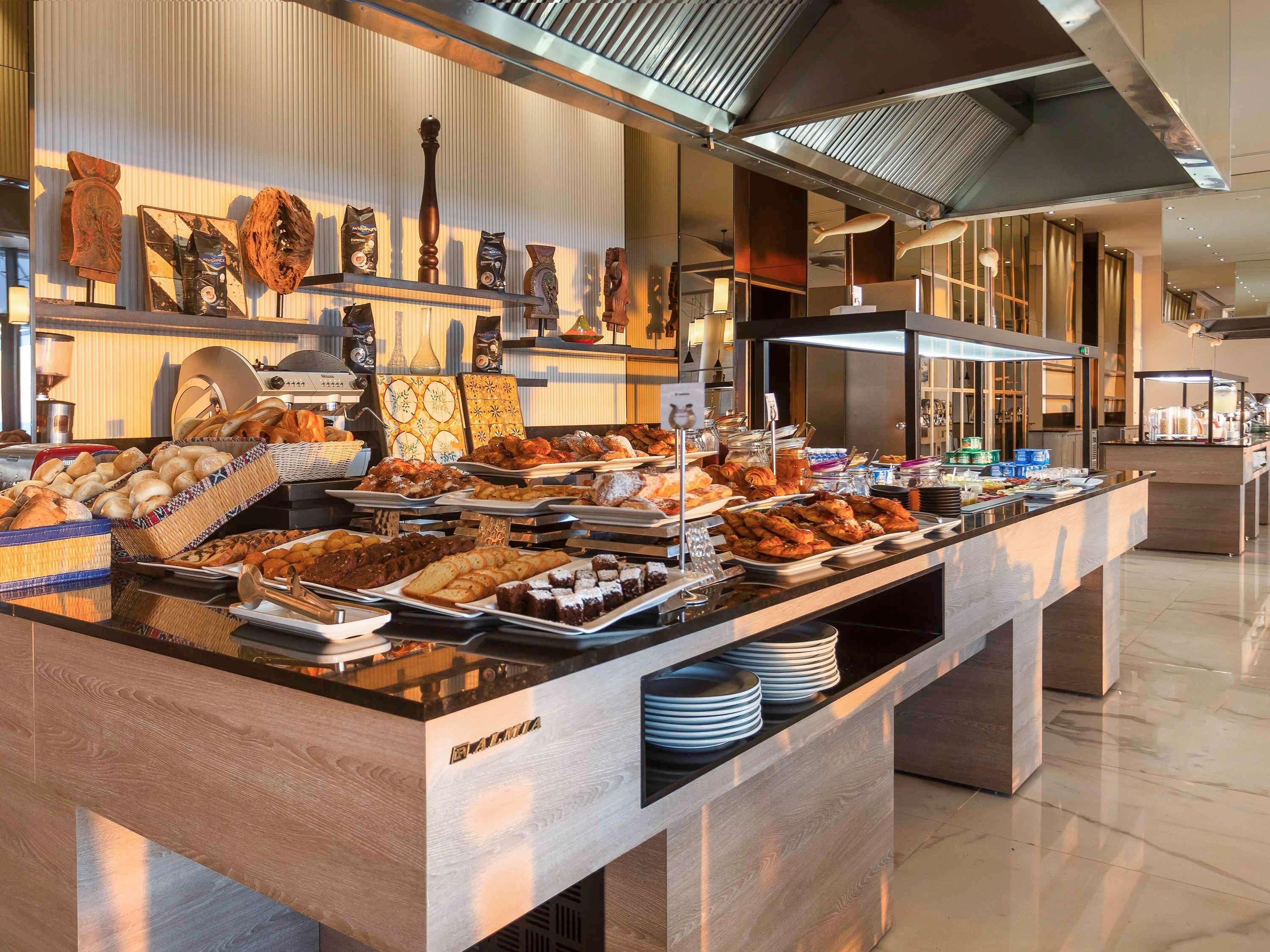Moevenpick Hotel Gammarth Tunis La Marsa Dış mekan fotoğraf